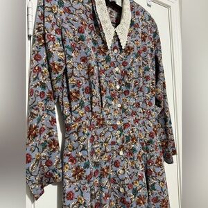 Vintage 80’s Liz Claiborne button front midi dress. Size 10